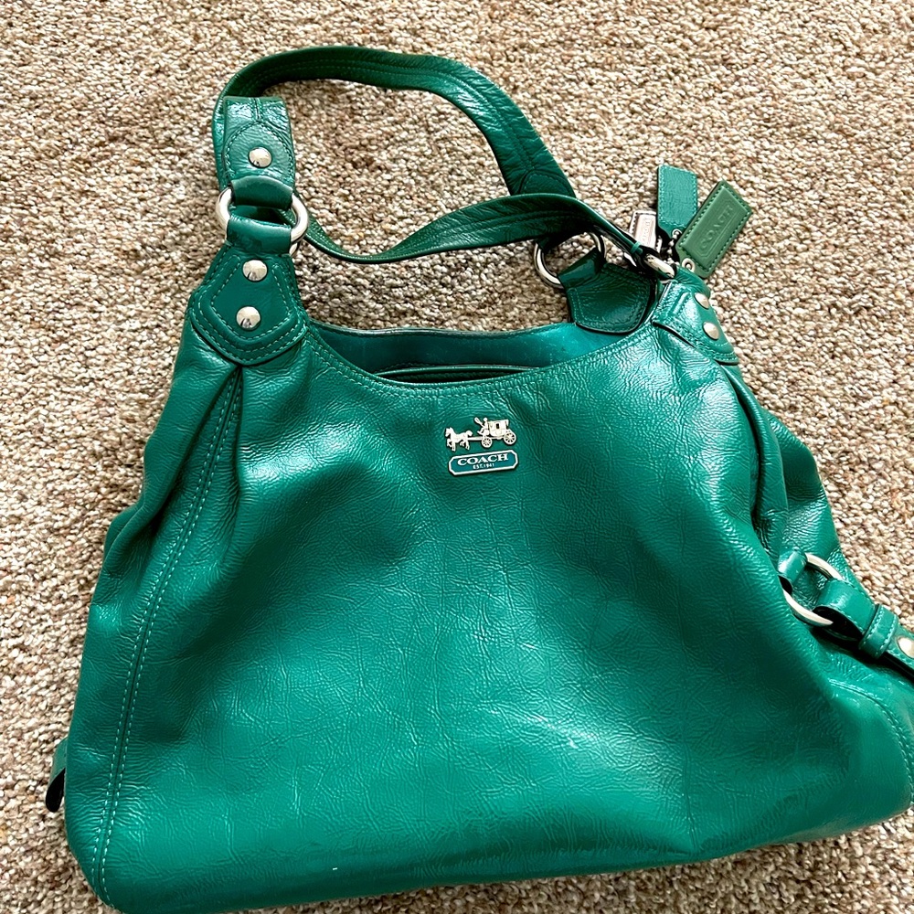 Coach leather shoulder bag in Aqua!